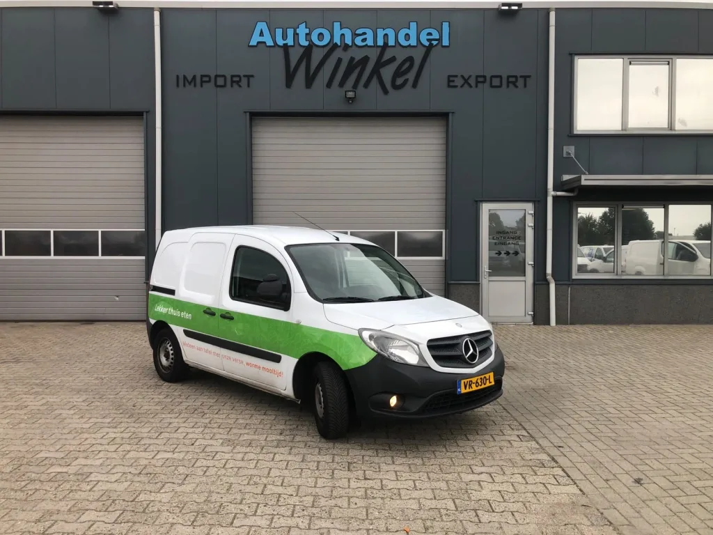 Mercedes-Benz Citan (2015) — foto 1