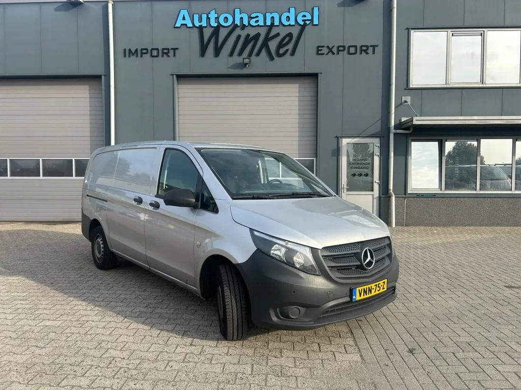 Mercedes-Benz Vito (2022) — foto 1