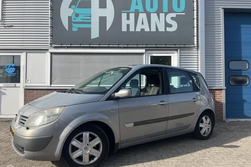 Renault Scénic (2005)