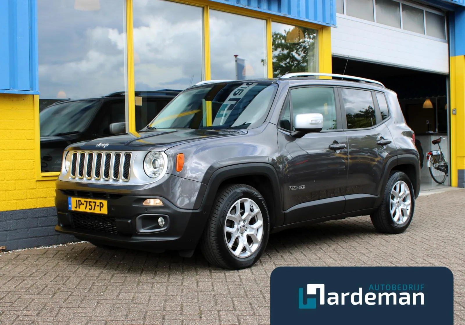 Jeep Renegade (2016) — foto 1