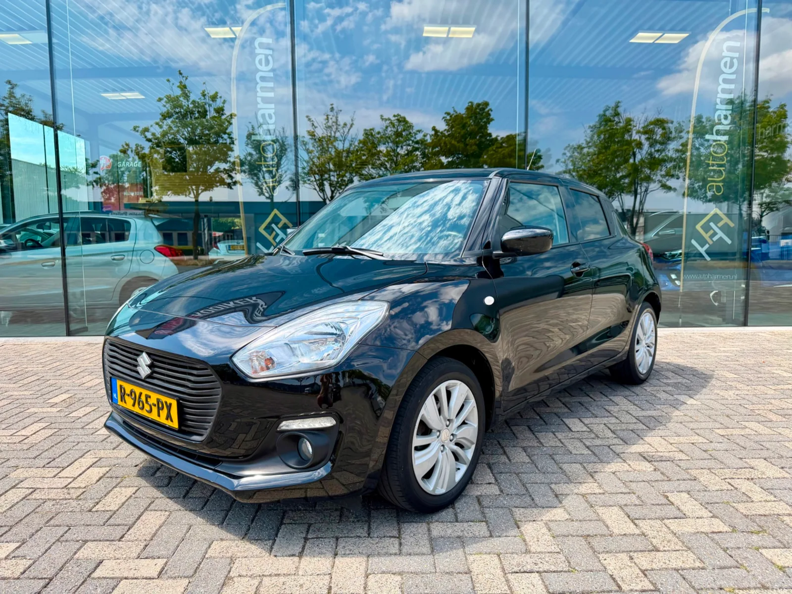 Suzuki Swift (2019) — foto 1