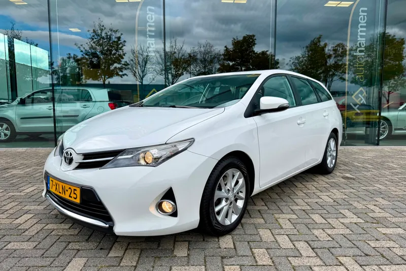 Toyota Auris (2014)