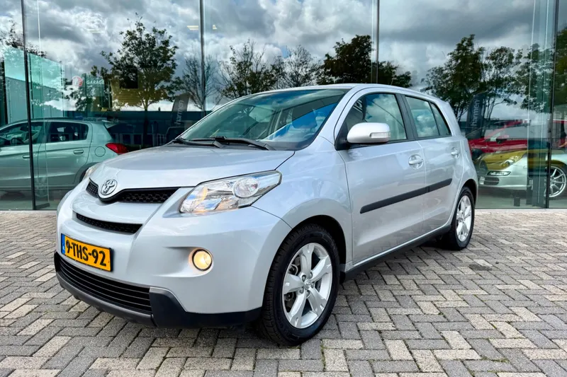 Toyota Urban Cruiser (2009)