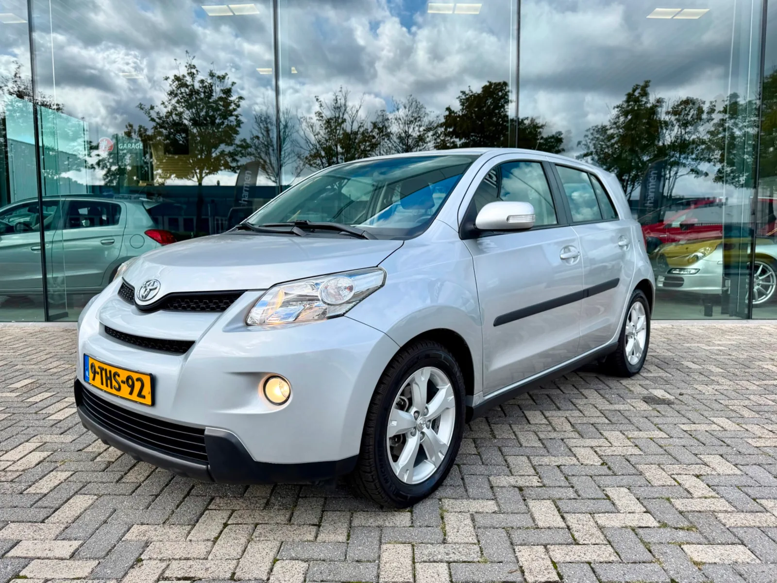 Toyota Urban Cruiser (2009) — foto 1