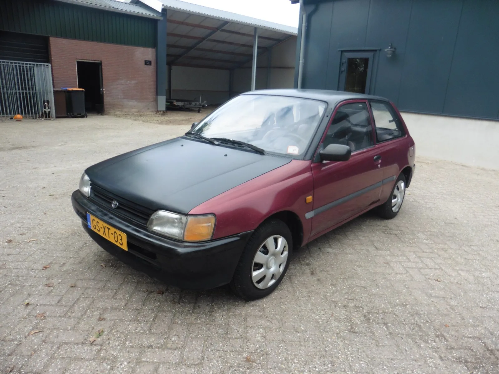Toyota Starlet (1993) — foto 1