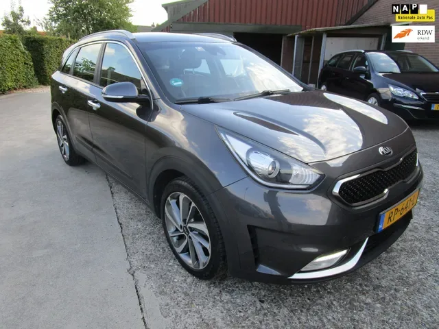 Kia Niro (2018) — foto 1