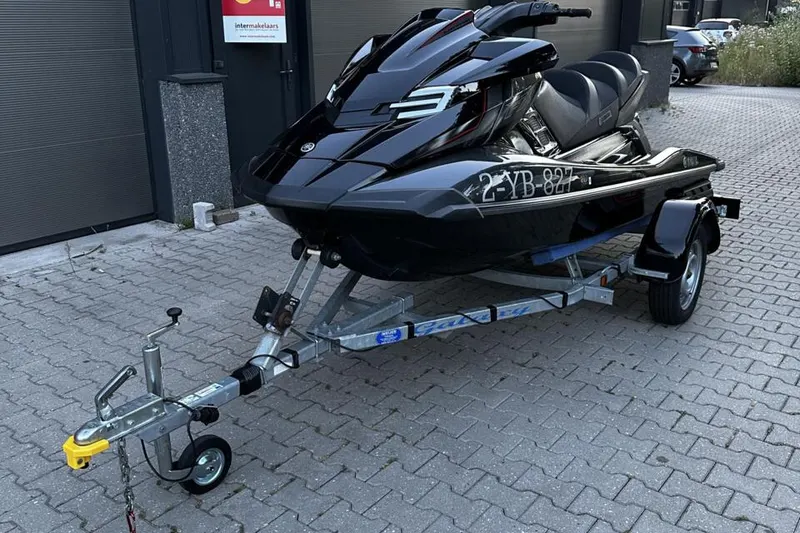 Yamaha FX (2018)