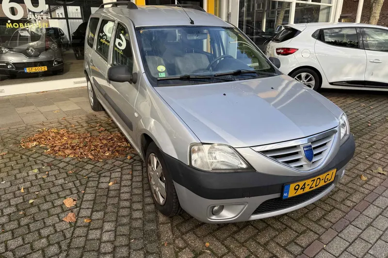 Dacia Logan MCV (2008)