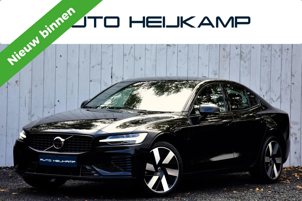 Volvo S60 (2024) — foto 1