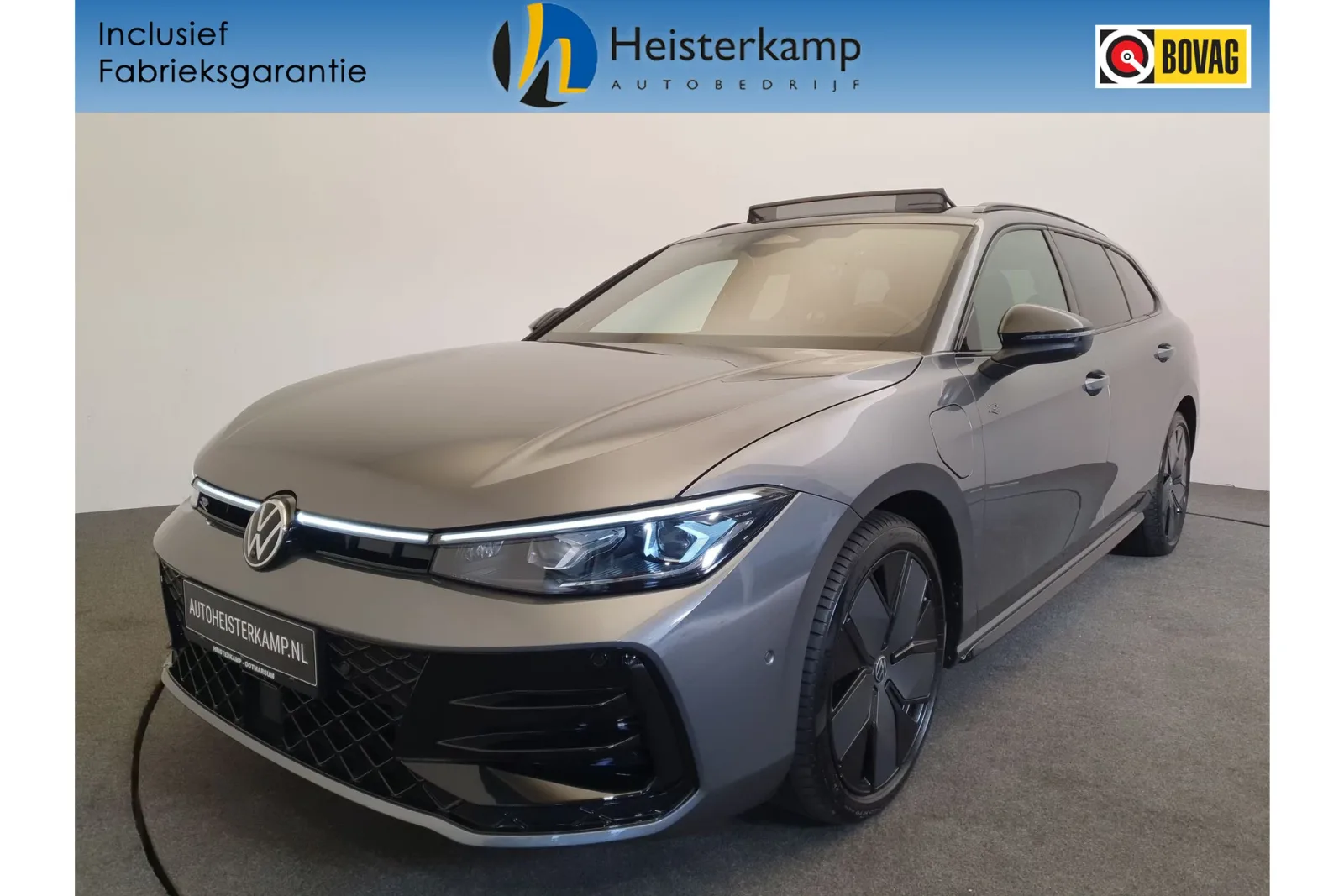 Volkswagen Passat (2025) — foto 1