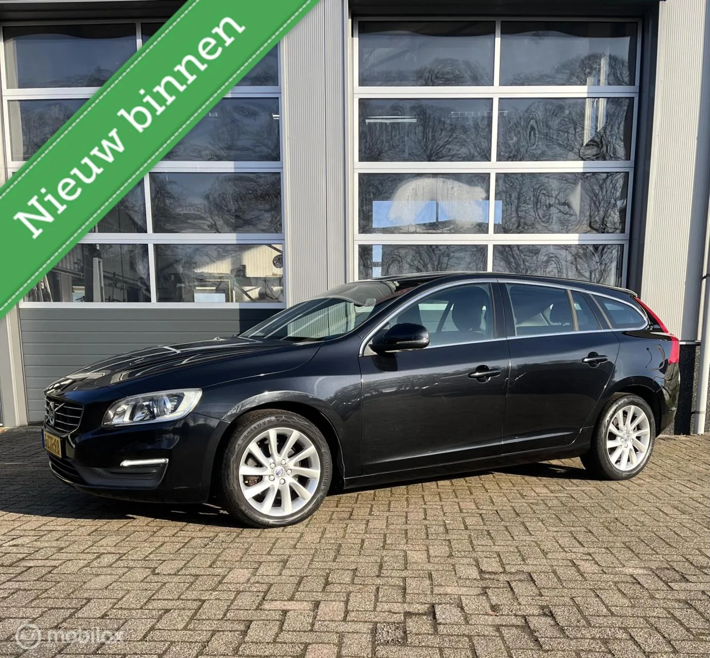 Volvo V60 (2015) — foto 1