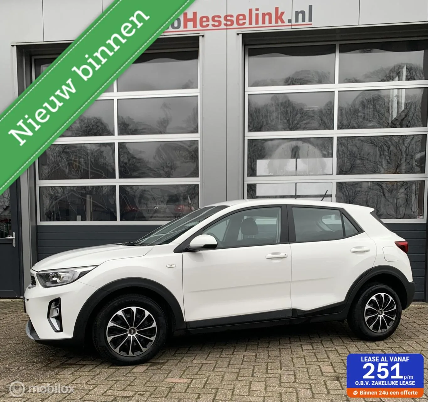 Kia Stonic (2022) — foto 1