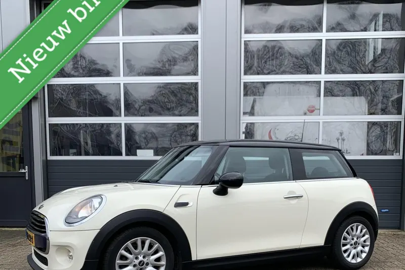 MINI Cooper (2016)