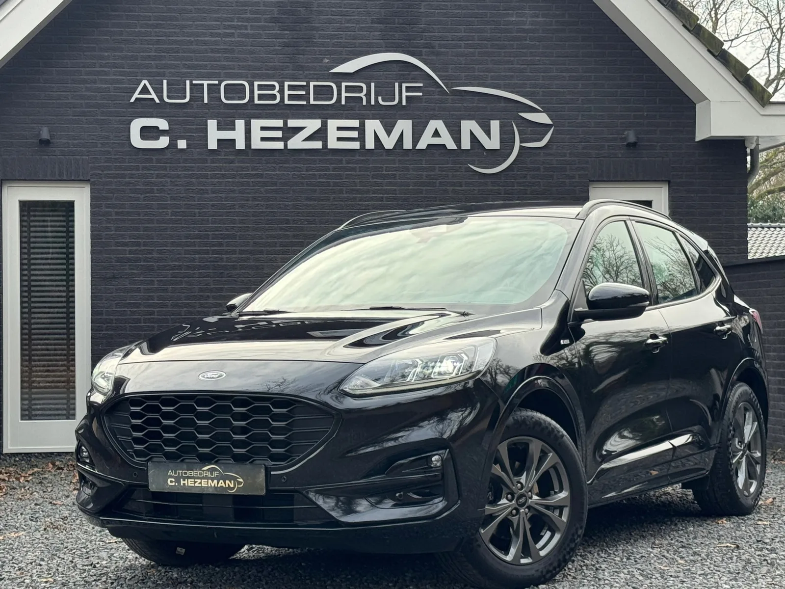 Ford Kuga (2020) — foto 1