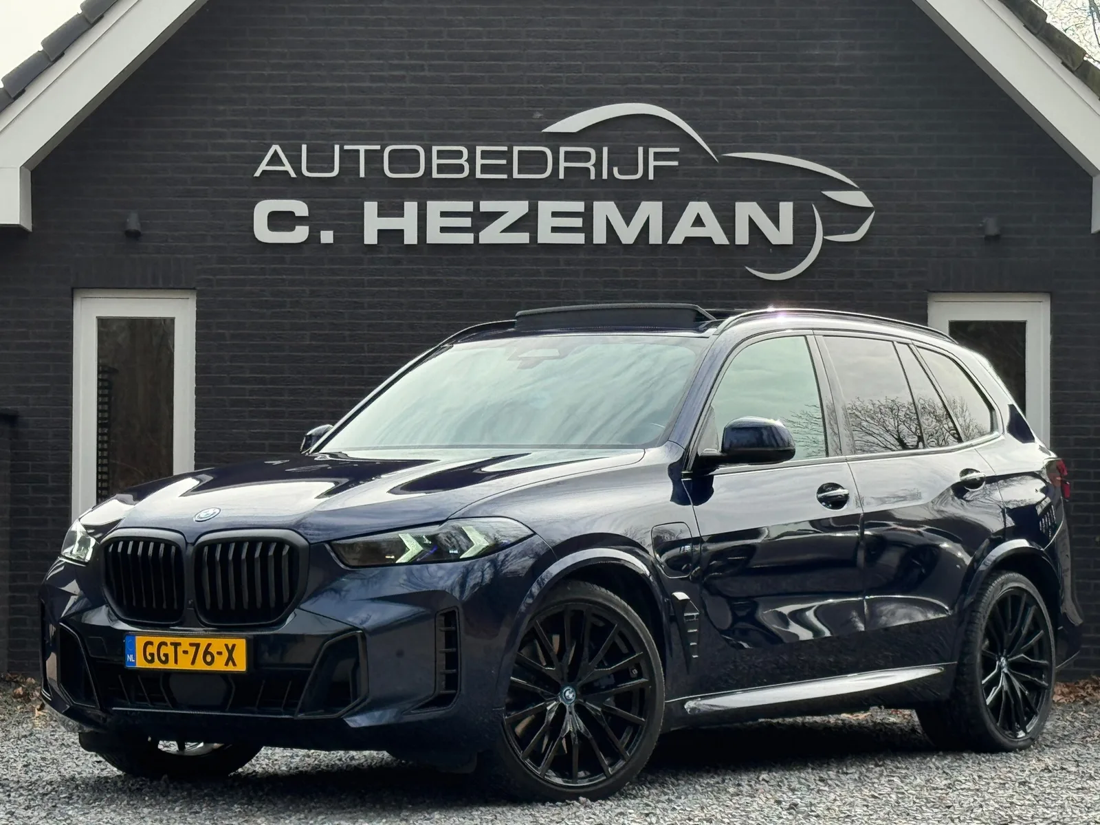 BMW X5 (2024) — foto 1