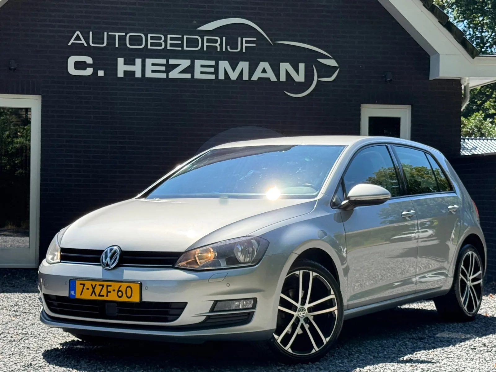 Volkswagen Golf (2014) — foto 1