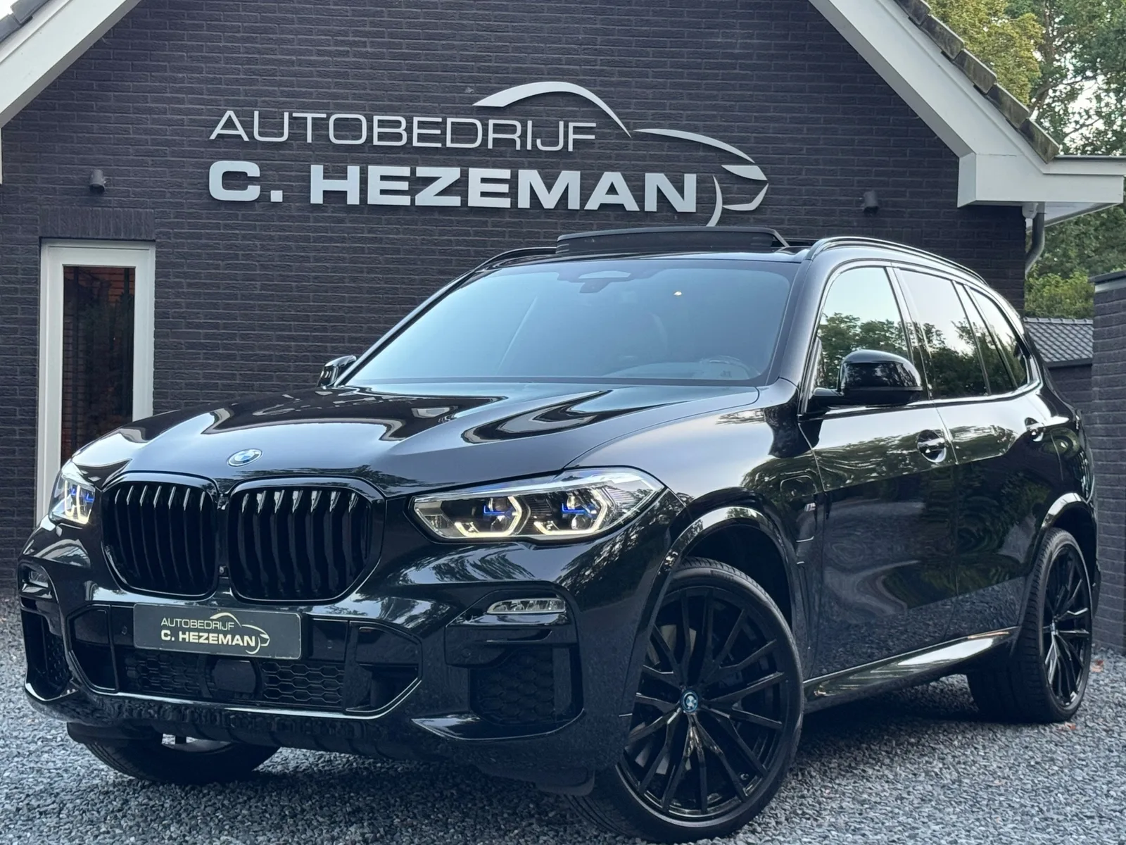 BMW X5 (2021) — foto 1