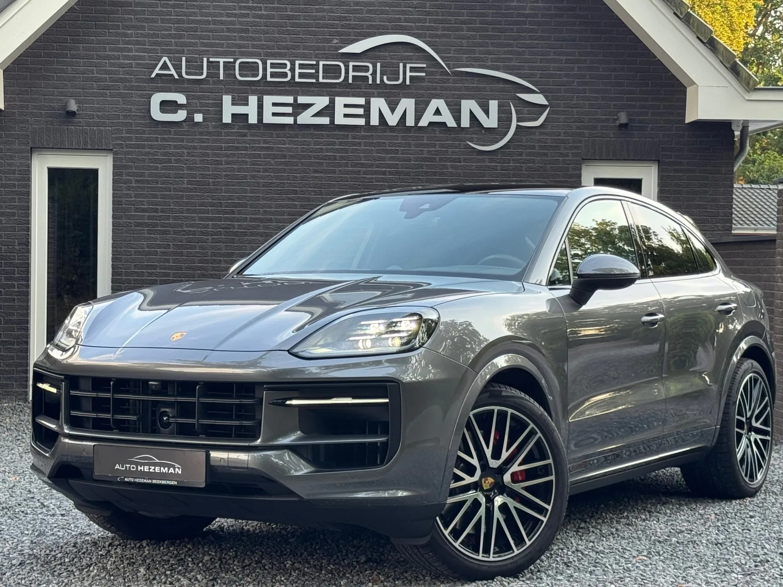 Porsche Cayenne Coupé (2024) — foto 1