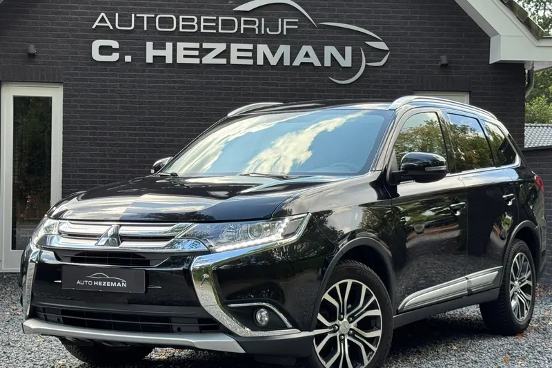 Mitsubishi Outlander (2017)