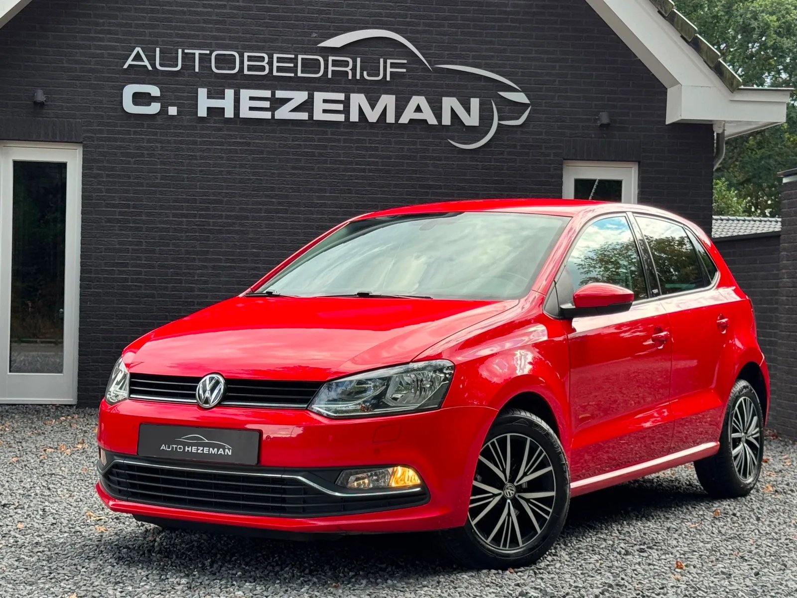 Volkswagen Polo (2016) — foto 1