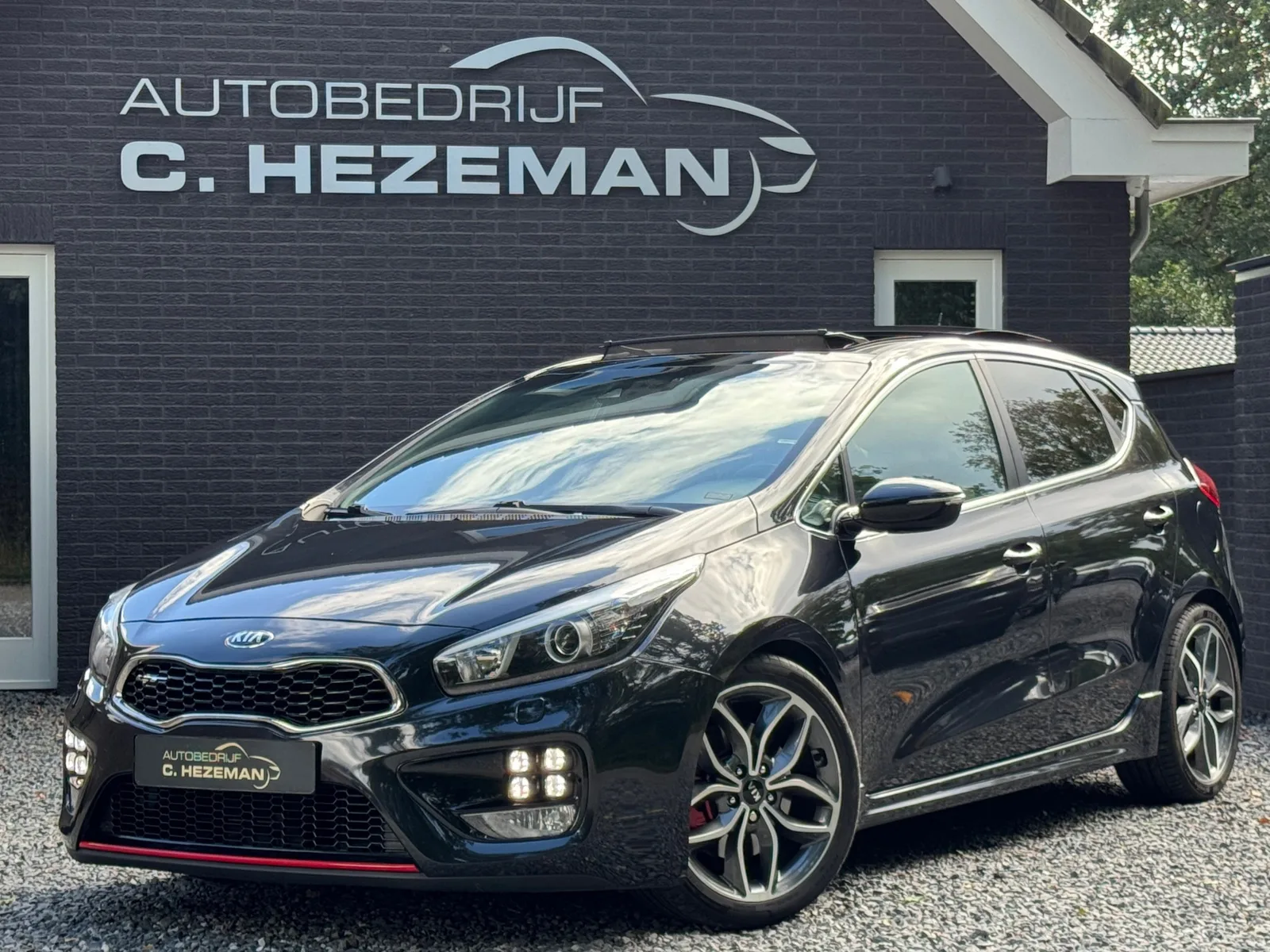 Kia Ceed (2015) — foto 1