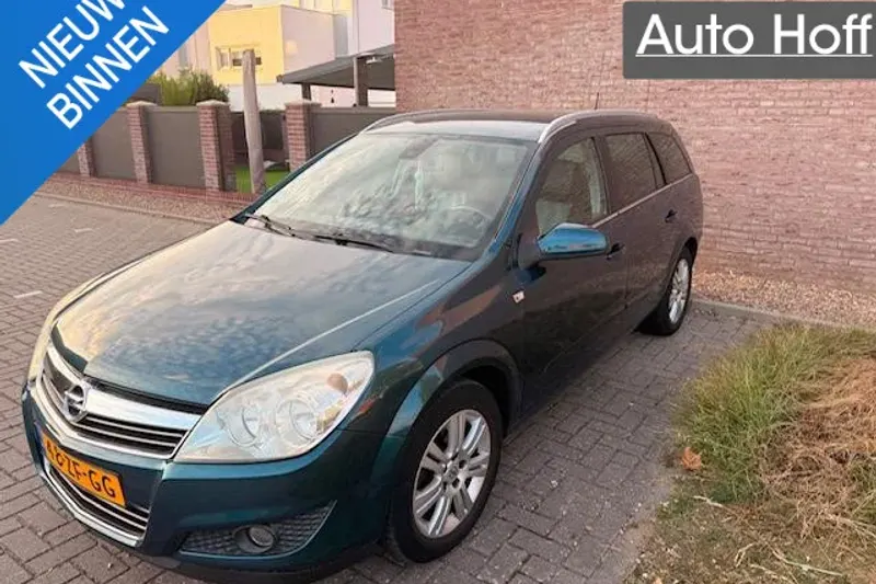 Opel Astra (2008)