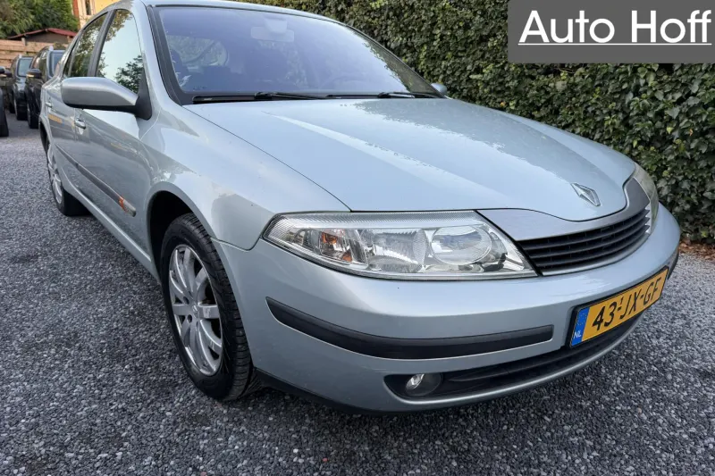 Renault Laguna (2002)