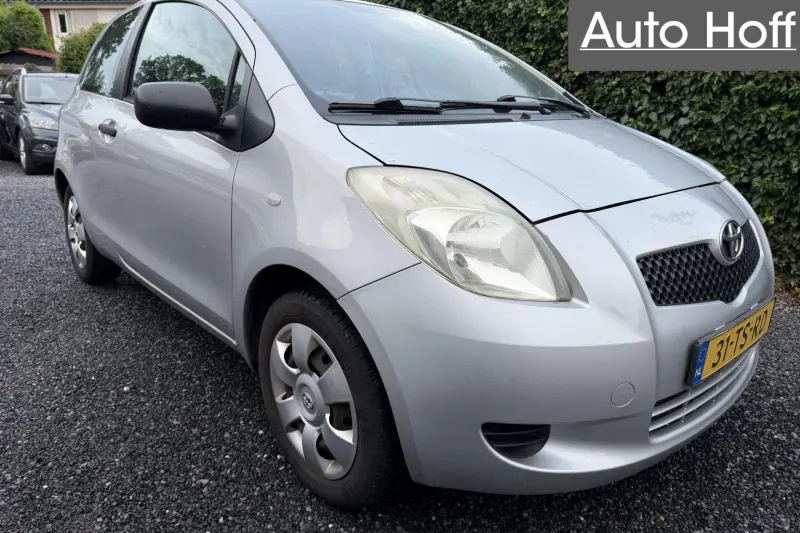 Toyota Yaris (2007)