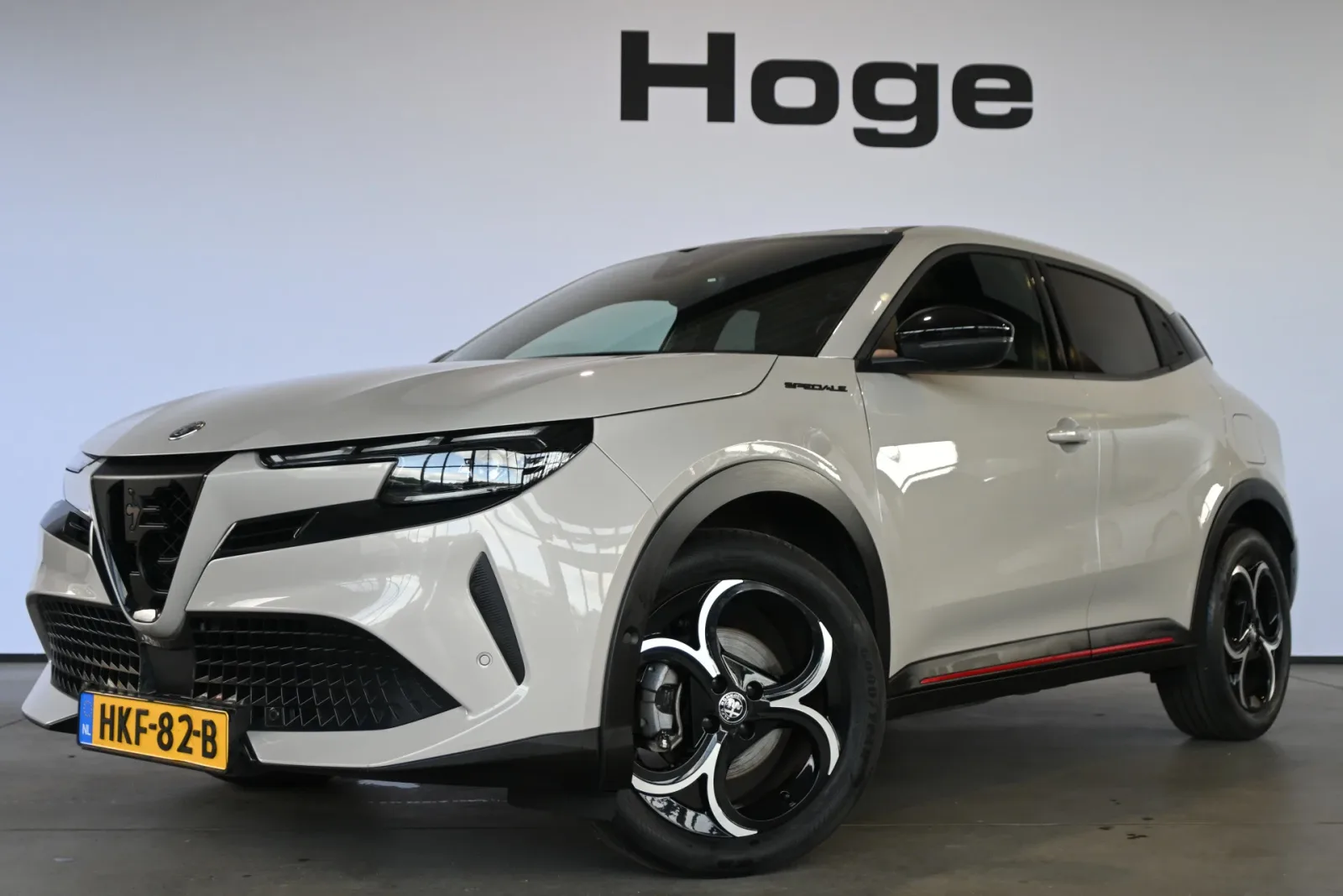 Alfa Romeo Junior (2025) — foto 1