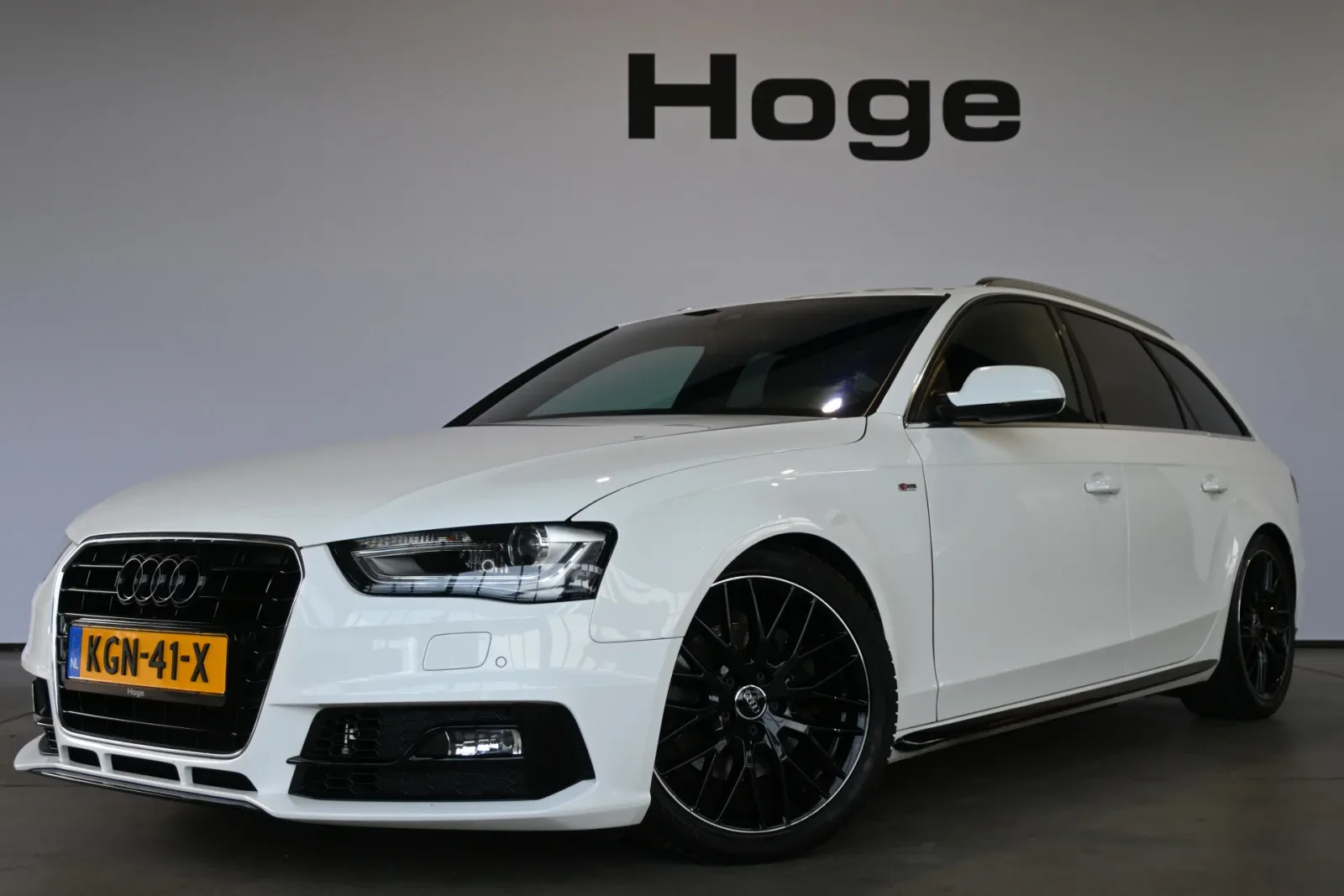 Audi A4 (2015) — foto 1