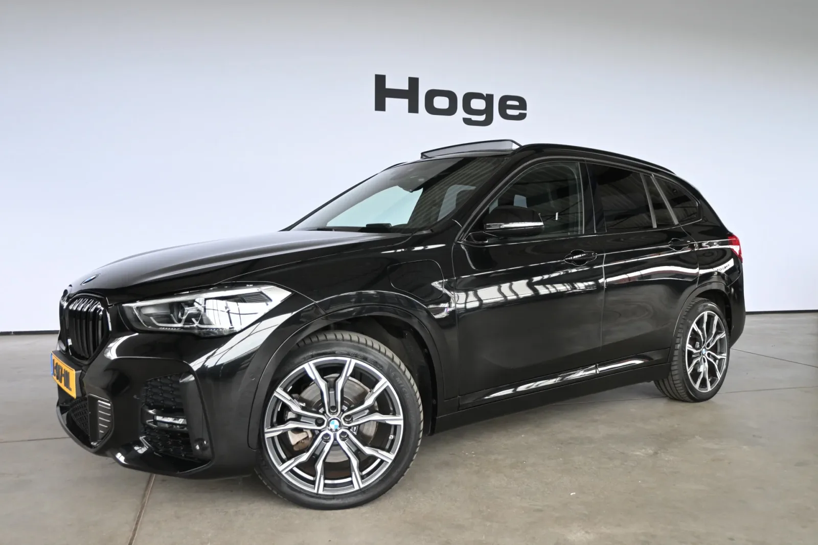 BMW X1 (2021) — foto 1