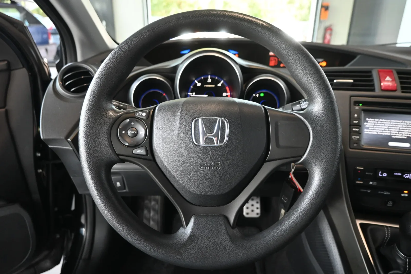Honda Civic (2013) — foto 1