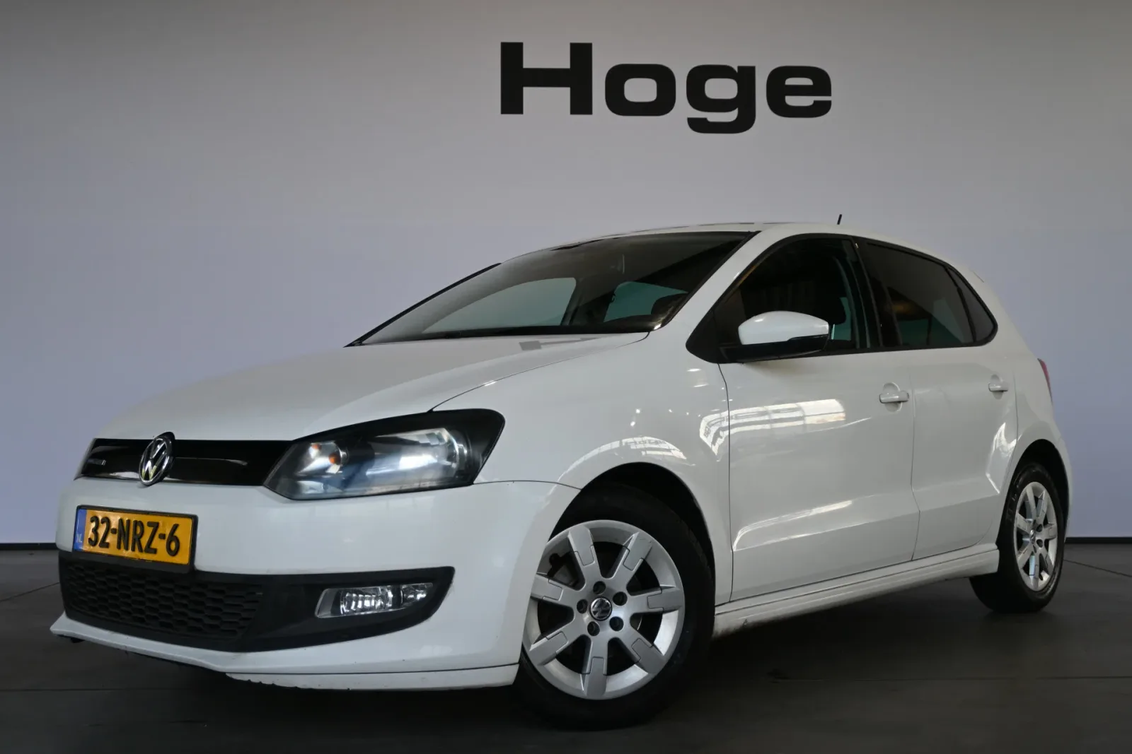 Volkswagen Polo (2010) — foto 1