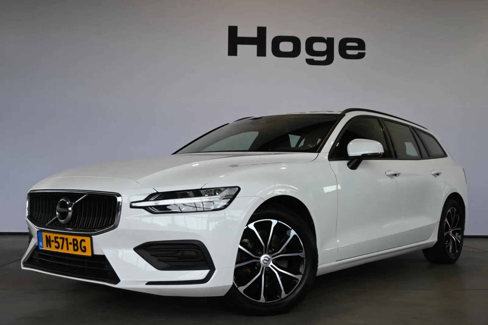 Volvo V60 (2021) — foto 1