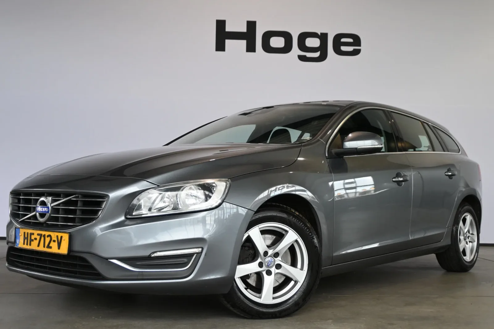 Volvo V60 (2015) — foto 1