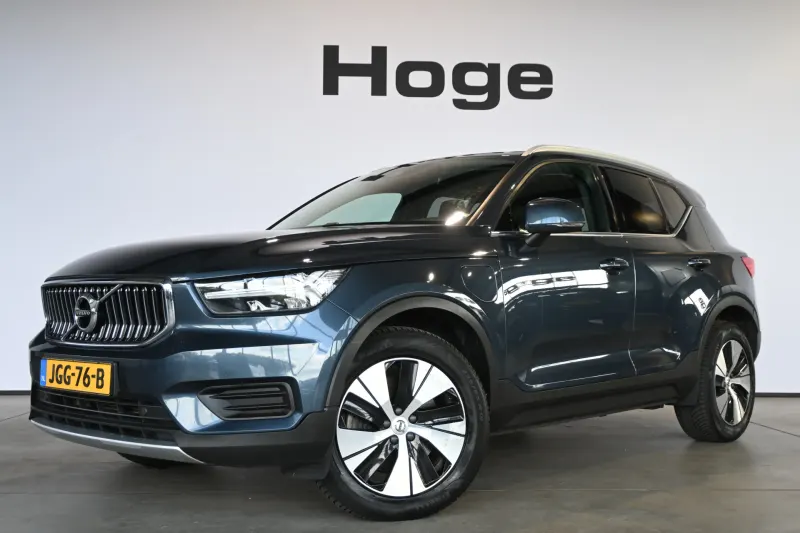 Volvo XC40 (2022)