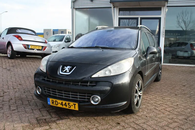 Peugeot 207 (2007)