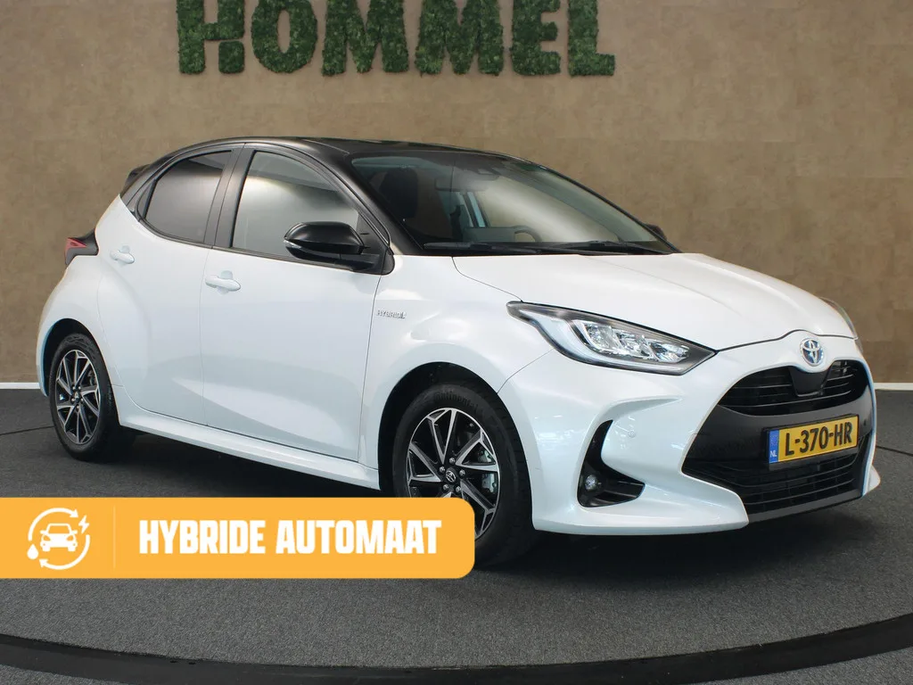 Toyota Yaris (2021) — foto 1