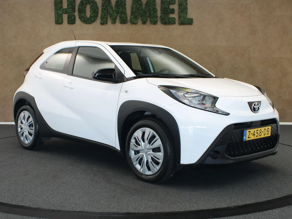 Toyota Aygo X (2024) — foto 1