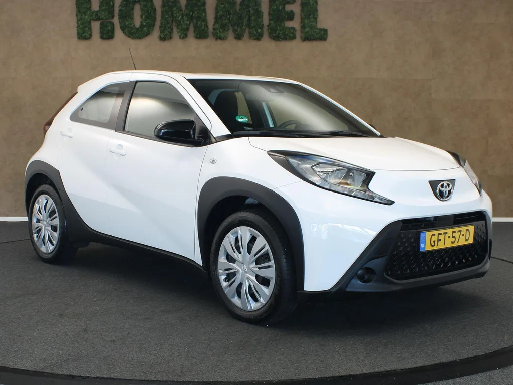 Toyota Aygo X (2024) — foto 1