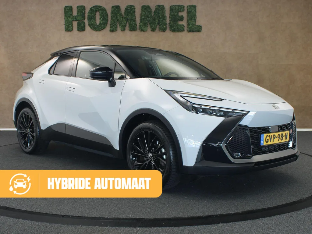 Toyota C-HR (2024) — foto 1