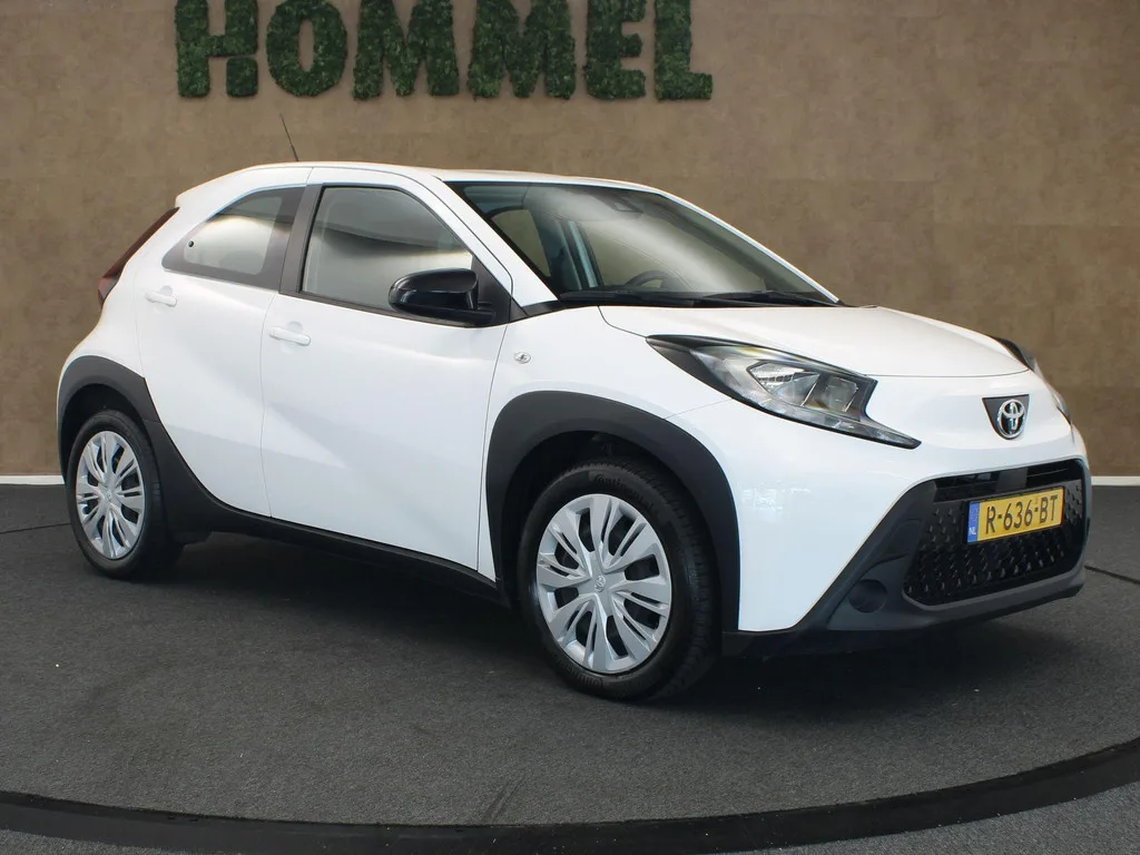 Toyota Aygo X (2022) — foto 1