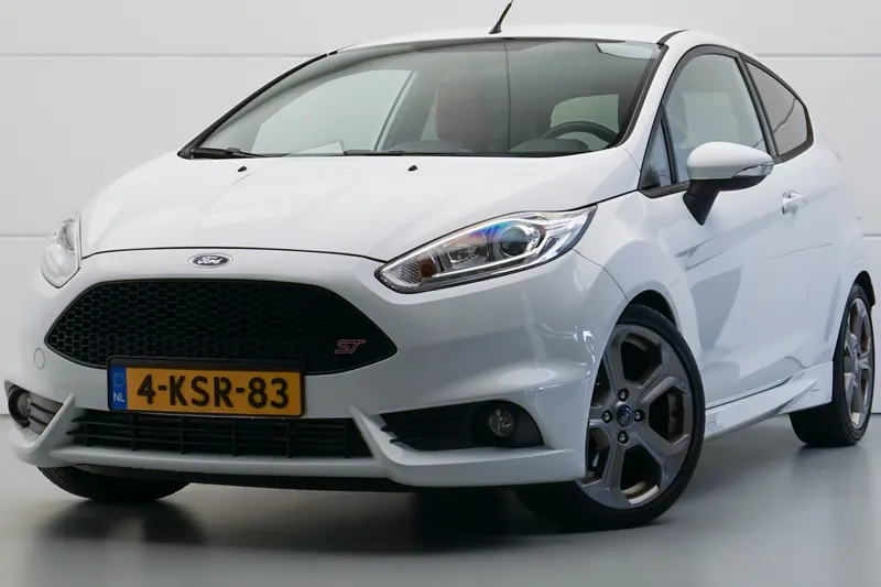 Ford Fiesta (2013)