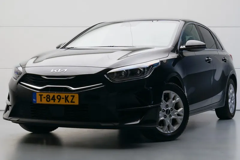 Kia Ceed (2023)