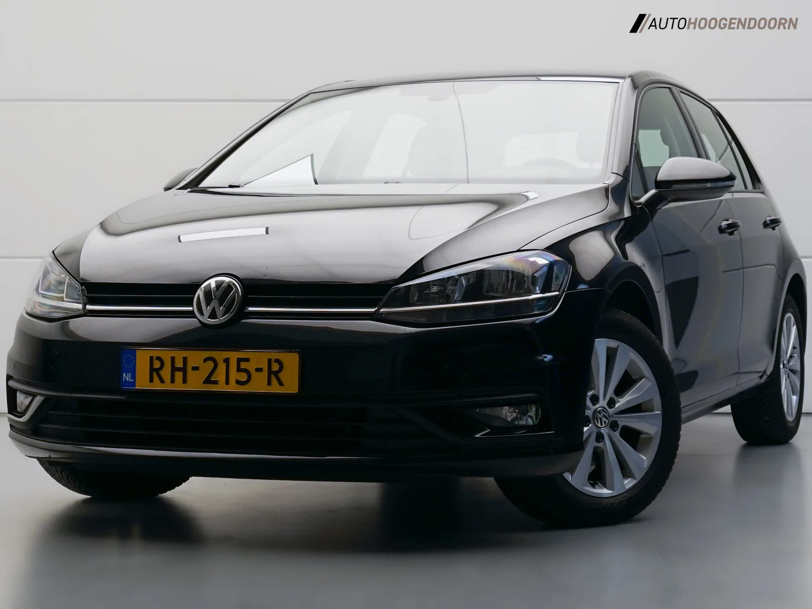 Volkswagen Golf (2017) — foto 1