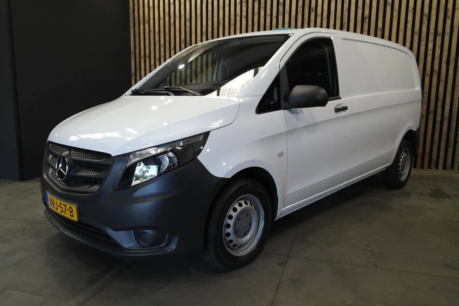 Mercedes-Benz Vito (2018) — foto 1