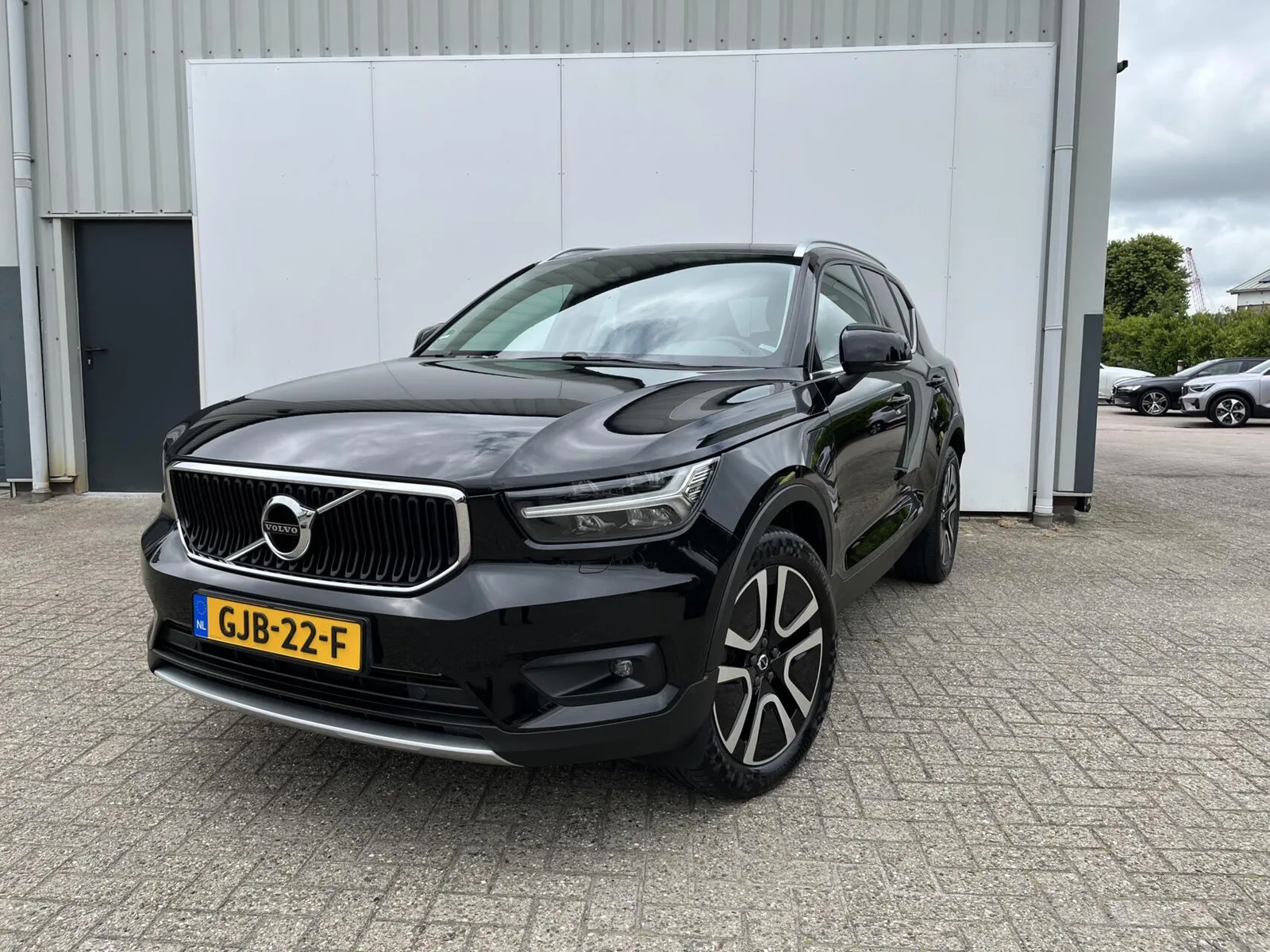 Volvo XC40 (2022) — foto 1