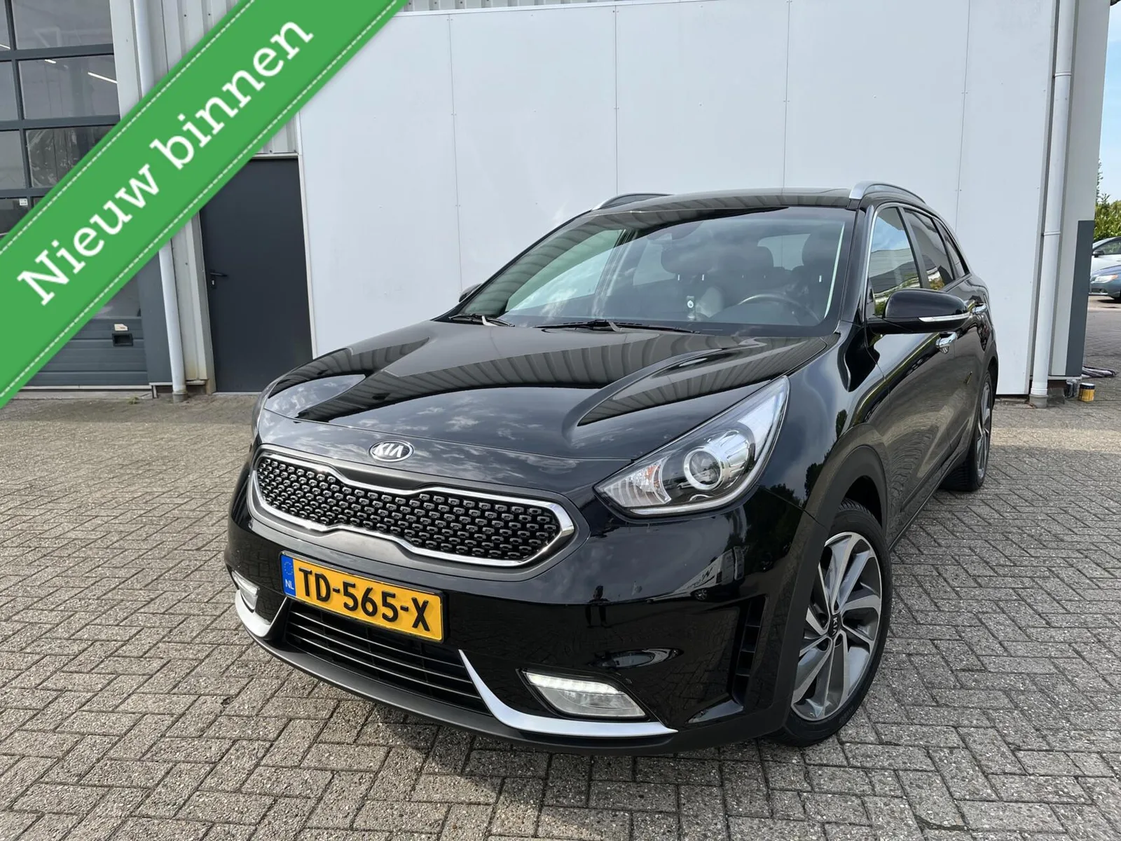 Kia Niro (2018) — foto 1