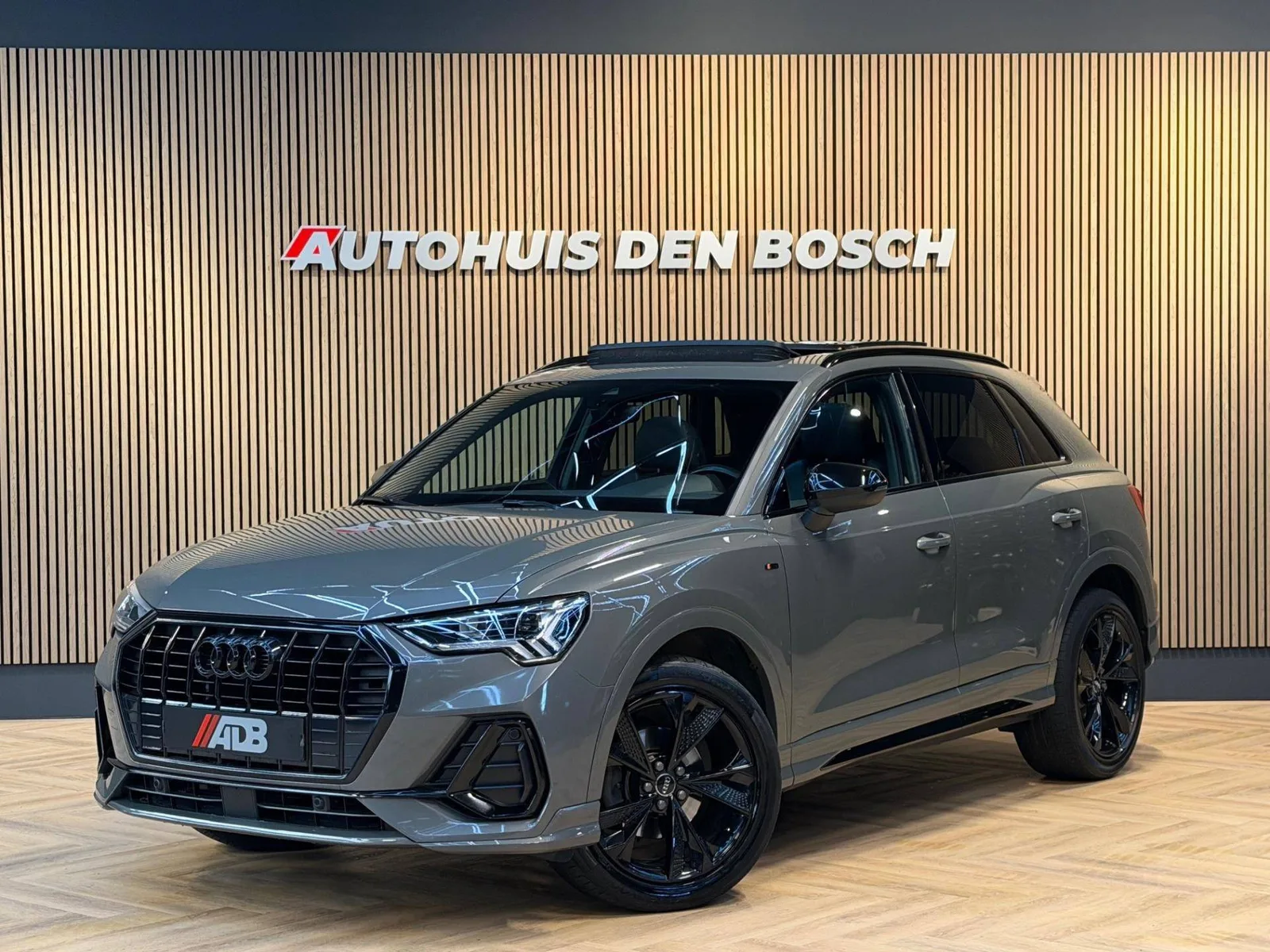 Audi Q3 (2020) — foto 1