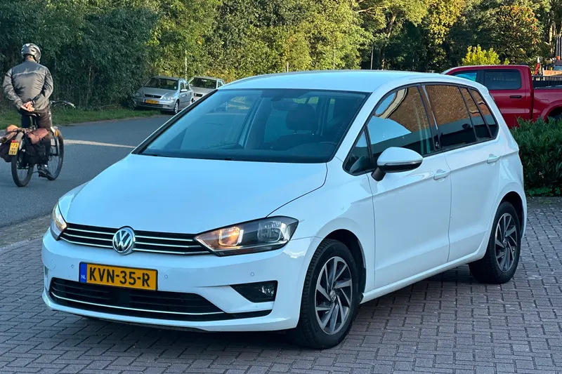 Volkswagen Golf Sportsvan (2017)